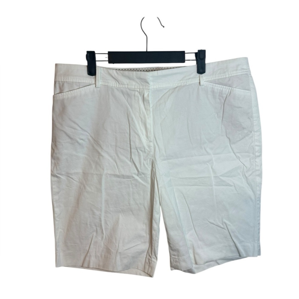 Talbots White 10” Perfect Bermuda Shorts